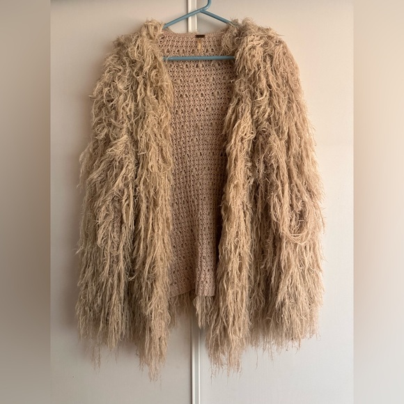 Free People Old Faithful Beige Shaggy Knit Jacket size medium - Picture 4 of 8